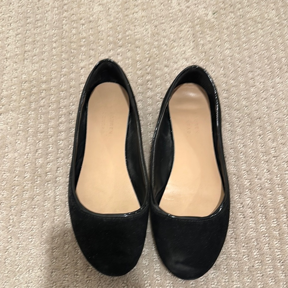 LC Lauren Conrad Elegant Black Flats